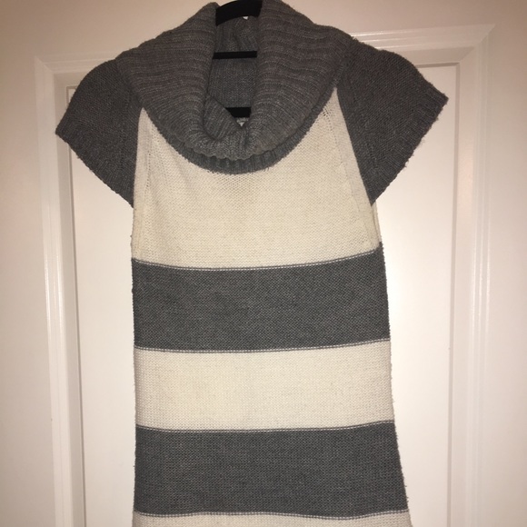 Super Cozy Knit Style Sleeveless Sweater or Dress - Picture 2 of 8